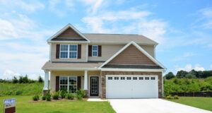 Cómo evitar caer en estafas de inversión de bienes raíces en Estados Unidos en el 2023