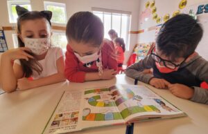 Las mujeres aún son la mayoría en el rol de la educación