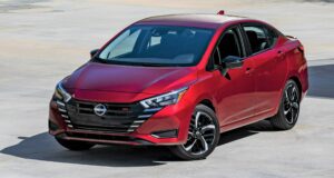 Nuevo Nissan Versa llega renovado en diseño, tecnología, conectividad y nueva versión SR