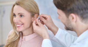 Tome conciencia sobre el cuidado de sus oídos y los efectos ocasionados por el ruido