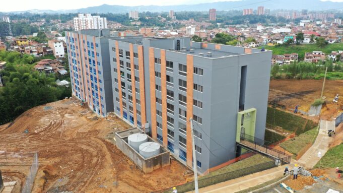 Constructora Contex desarrolló primer proyecto urbanístico del país enfocado en entregar vivienda a mujeres