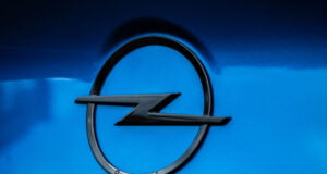 ¿Qué prefiere mamá a la hora de comprar un carro?