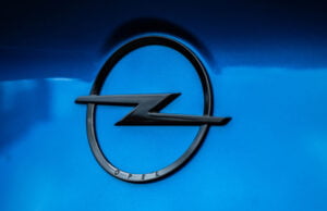 ¿Qué prefiere mamá a la hora de comprar un carro?