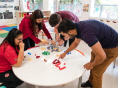 En el marco de la celebración del Día del Maestro, se proponen las cinco habilidades del educador del futuro