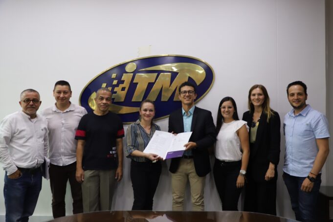 Fundación Schneider Electric e Instituto Técnico Metropolitano formalizan alianza educativa