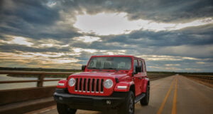 Jeep® Wrangler Unlimited Sahara, un icono todoterreno