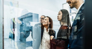 Los secretos del éxito: factores clave que han llevado a grandes empresas a triunfar en el mundo de los negocios