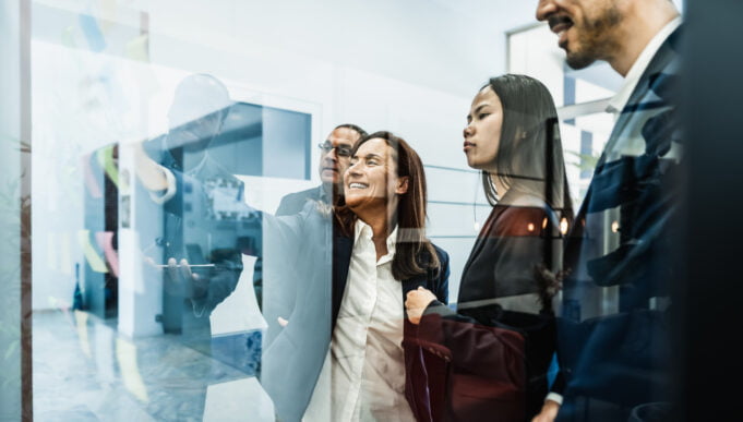 Los secretos del éxito: factores clave que han llevado a grandes empresas a triunfar en el mundo de los negocios