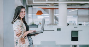 Endava y Media Chicas se asocian para impulsar la igualdad de género en el campo de la tecnología