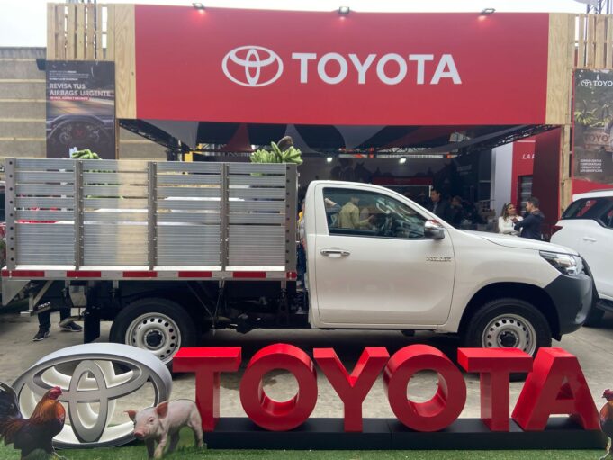 Hilux Cargomax: nueva versión de la emblemática pick up de Toyota llega a Colombia