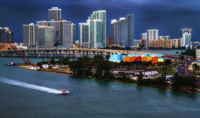 1 de cada 4 negocios nuevos en Estados Unidos es de dueños latinos