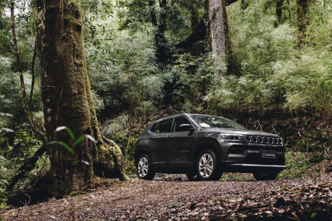 Jeep® amplía su portafolio con las versiones de Compass 2024