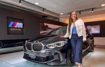 Camila Osorio ya tiene su BMW M 135i.