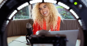 A propósito del día internacional del Podcast ¿Qué es?, y ¿Cómo funciona?