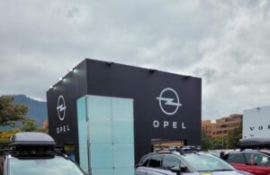 Opel se toma Colombia y recorre Medellín, Pereira y Manizales