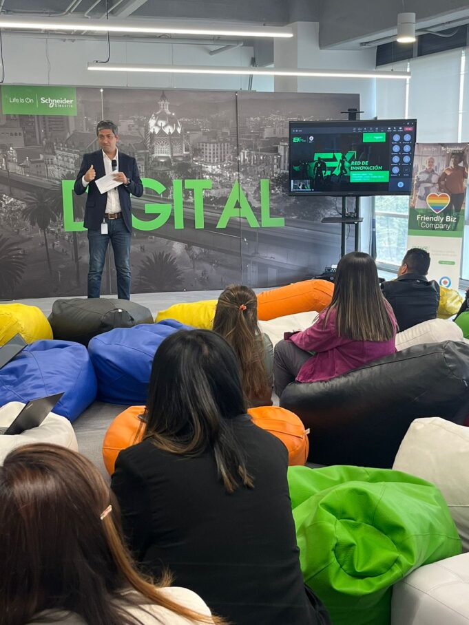 La Red de Innovación Abierta de Schneider Electric: construyendo puentes hacia el futuro de la energía