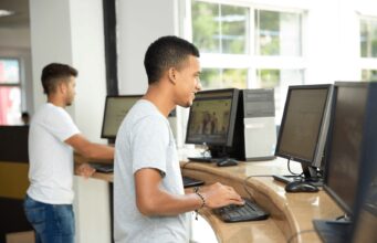 Cinco programas académicos que responden a la dinámica global según la UTB