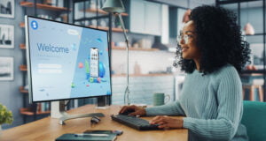 Cinco pasos para cautivar a los compradores digitales a través de su página web