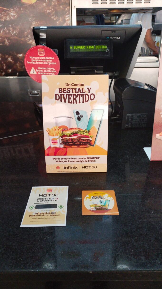 Si eres gamer podrás tener el mejor combo:códigos de Free Fire y las mejores hamburguesas