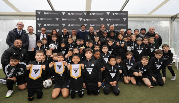 Ea Sports™ le da acceso al fútbol base a niños italianos en honor a Gianluca Vialli