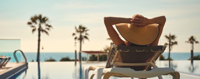 Tres formas inteligentes de invertir su prima navideña en turismo