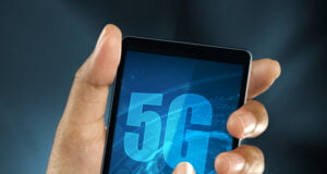 ¿Que nos depara el futuro en la adopción de Smartphone 5G con más funcionalidades?