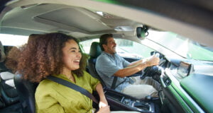 inDrive incorpora a su plataforma un curso online para mejorar la seguridad de las personas conductoras en Colombia