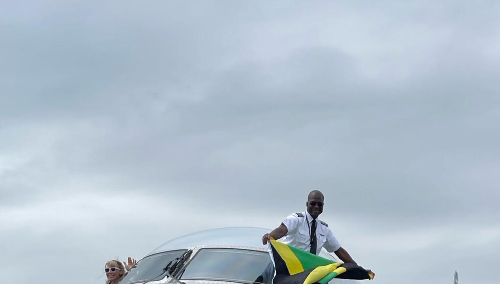 American Airlines inaugura servicio a Ocho Rios