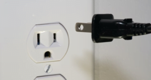 Garantice la seguridad en espacios de estudio ante los riesgos eléctricos