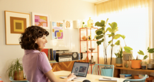 Rendimiento a tu mano: Los dispositivos estrella para un trabajo eficiente