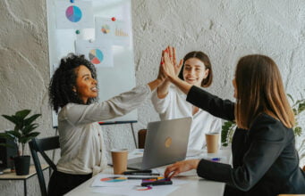 Banco Contactar fue reconocido por Bancóldex por su crecimiento y apoyo al sector microempresarial del país