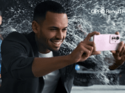 Descubra la tecnología detrás del teléfono que soporta salpicaduras de agua