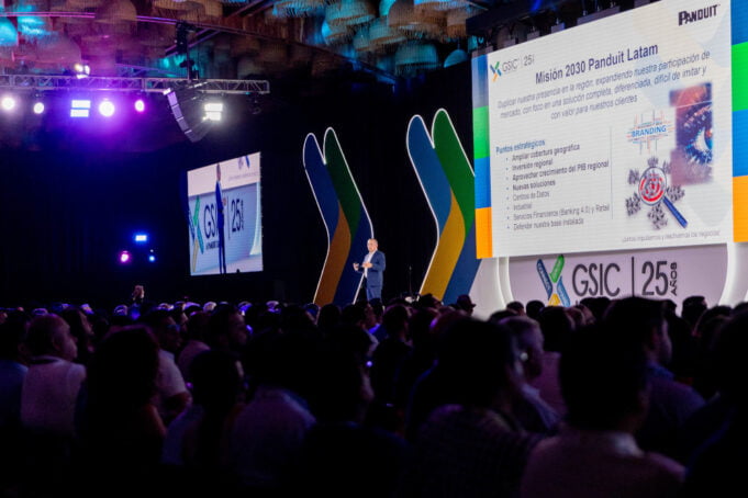 Panduit estima que invertirá más de 9.110 millones de dólares en Centros de Datos durante los próximos 3 años