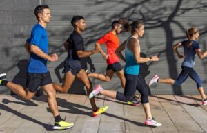 ¿Va a correr la media maratón? ¡Únase al entrenamiento masivo gratuito de Decathlon y prepárese como un profesional!