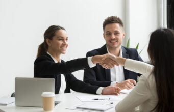 La importancia de capacitar el talento comercial en las empresas frente a la escasez del mercado