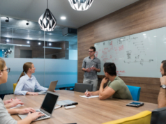 4 razones por las que la colaboración entre integradores y startups revoluciona la tecnología en Colombia