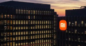 Así nació Xiaomi, la empresa de tecnología número uno en despachos en Colombia
