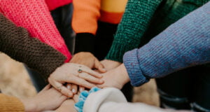 Schneider Electric y Enactus: Impulsando el Emprendimiento Social y la Educación en Colombia