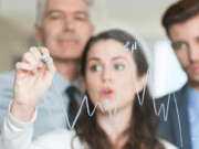 Carreras clave en el sector financiero: 5 profesiones demandadas en el mercado laboral actual