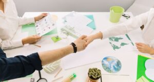 La Fundación Schneider Electric lanza una campaña campaña mundial para celebrar su 25° aniversario