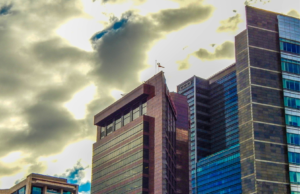 Colliers celebra 25 años en Colombia y revela cuatro indicadores clave para el crecimiento del mercado inmobiliario corporativo