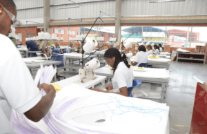 Por programas de Economía Circular y Empleo Incluyente, Pavco Wavin recibe reconocimiento Xposible 2024