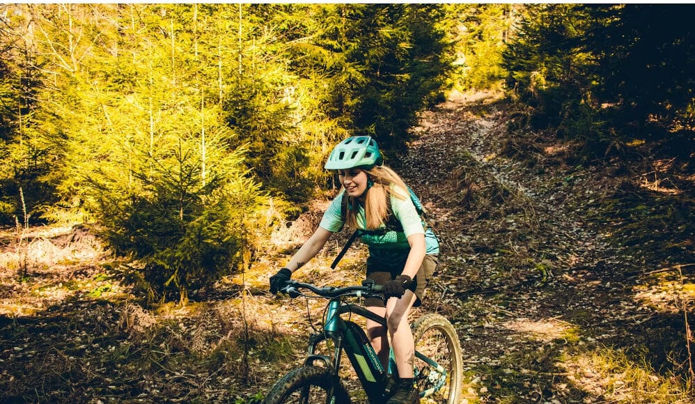 Así podrá personalizar su casco por uno de los artistas más reconocidos del país: cómo y cuándo hacerlo