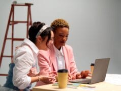 El futuro de las laptops con inteligencia artificial ya está en Colombia