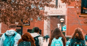 El poder de los datos: cómo la tecnología puede reducir la deserción universitaria en Colombia