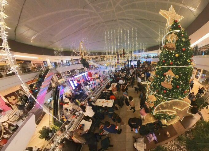 En Navidad, Salitre Plaza brilla en el corazón de Bogotá