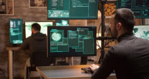 El creciente riesgo de ciberataques en Colombia refuerza la necesidad de una cultura de concientización cibernética, advierte Aon