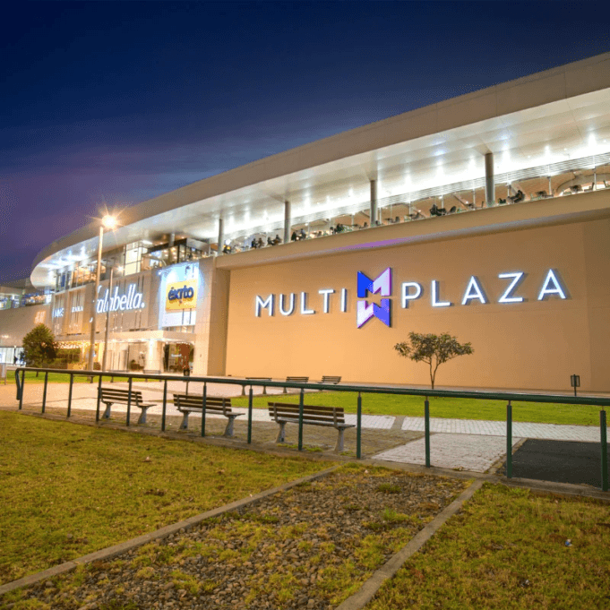 Multiplaza celebra el inicio del 2025 con el 100% de sus espacios comerciales ocupados