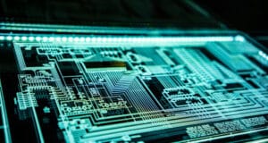 La unidad terminal remota inteligente SCADAPack™ de Schneider Electric mejora la seguridad de la tecnología operativa (OT) en infraestructura crítica