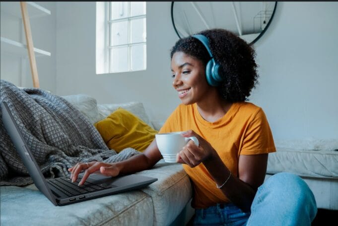 La inteligencia artificial al alcance de todos: ¿Cómo transforma la IA nuestra vida diaria?